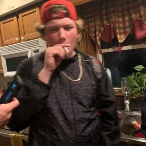 Meet your Posher, Zach